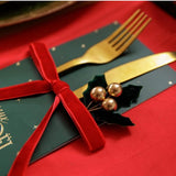 Laços de Veludo Vermelho