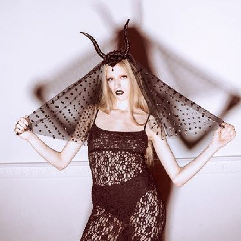 Bandolete Devil Horns com Tule