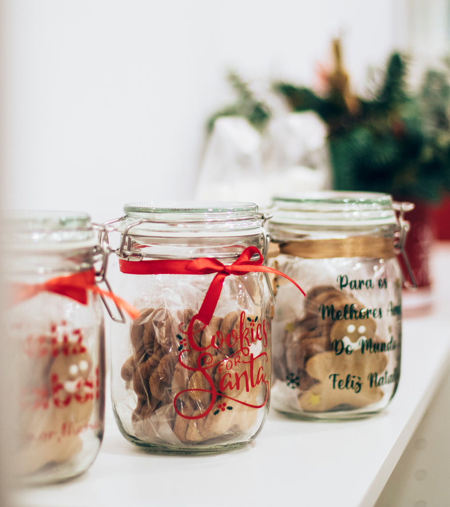 Personalized Christmas glass jar with cookies